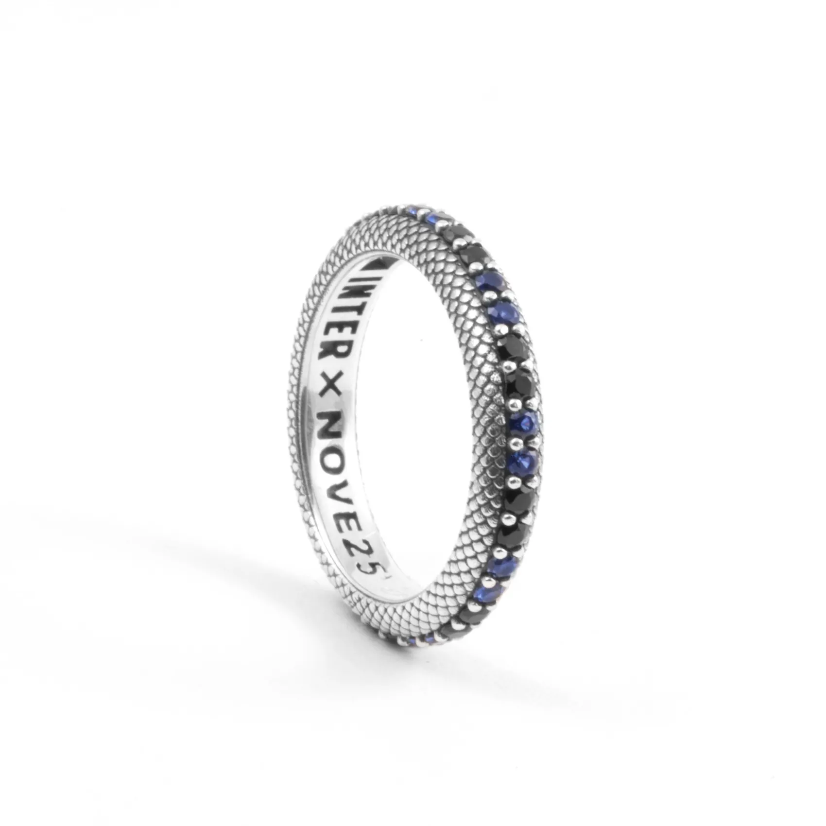 Inter Gioielli^IM X NOVE25 ANELLO FEDINA SQUAMATA CON BRILLANTI NERAZZURRI SILVER